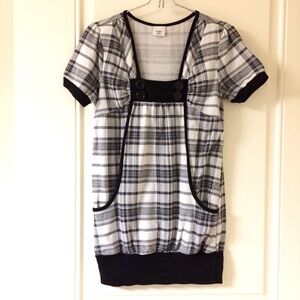 Black White Plaid Short Sleeve Tunic Top